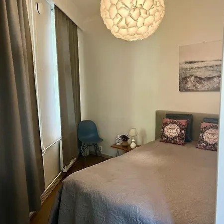 Unique 1 Bedroom 50m2 In The Heart Of Tampere, Own Entrance טמפרה
