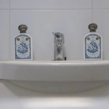 Hotel Unique 1 Bedroom 50m2 In The Heart Of Tampere, Own Entrance